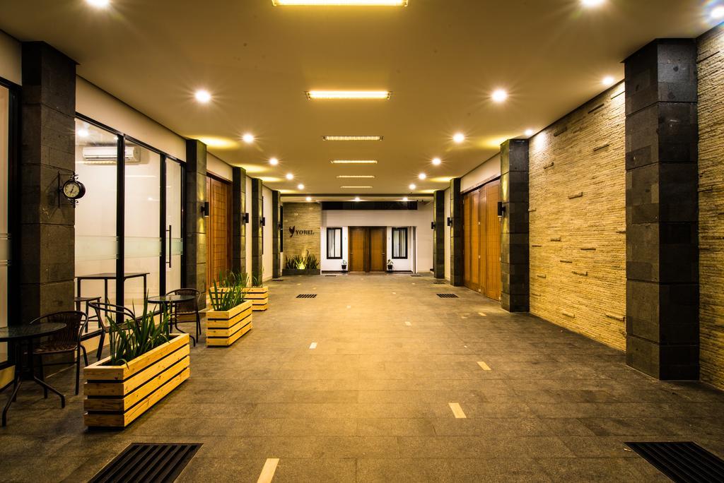 יוגיאקרטה Yobel Hotel מראה חיצוני תמונה